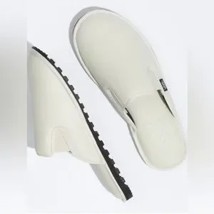 COPY - 2022 VANS Mountain Mule Snow Slipper in Bone and Black Sam Taxwood Color… Vans | Shoes | Copy 222 Vans Mountain Mule Snow Slipper In  main image 3